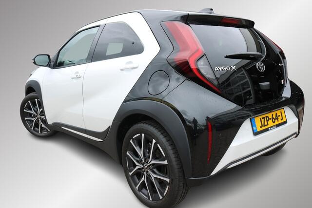 Toyota AYGO X Hybrid 115 Hybrid GR Sport , Stoelverwarming, JBL audio met Subwoofer, Keyles entree, Suede Bekleding, Intelligente Parkeer sensoren, Gr Uitvoering