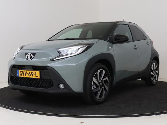 Toyota AYGO X 1.0 VVT-i MT Pulse | Dealer onderhouden | Climate Control | Cruise Control Adaptive | LED verlichting | Apple CarPlay/Android Auto | Achteruitrijcamera | 17" Velgen |