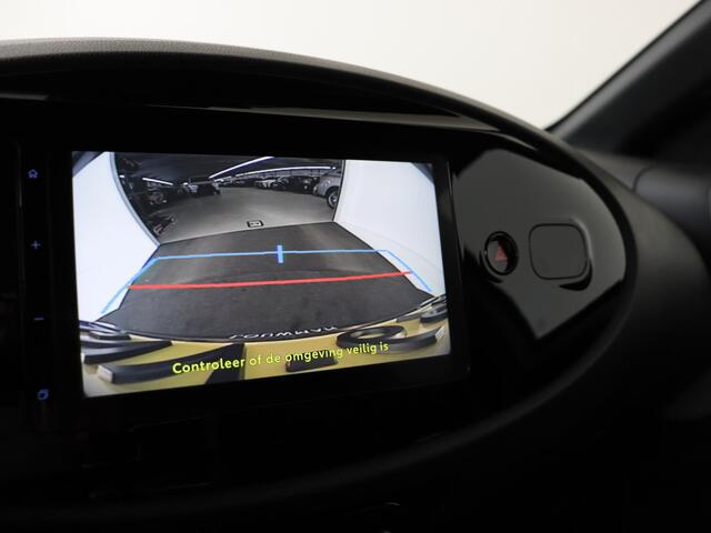Toyota AYGO X 1.0 VVT-i MT Pulse | Dealer onderhouden | Climate Control | Cruise Control Adaptive | LED verlichting | Apple CarPlay/Android Auto | Achteruitrijcamera | 17" Velgen |