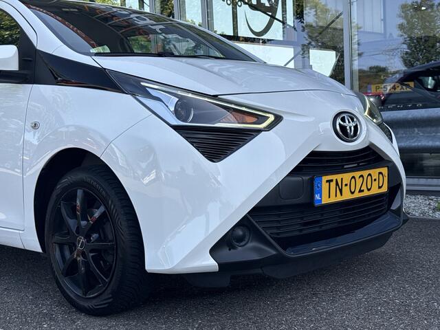 Toyota AYGO 1.0 VVT-i x-play | Cruisec. | Camera | Airco | Carplay | Sportvelgen