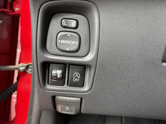 Toyota AYGO 1.0 VVT-i x-play limited
