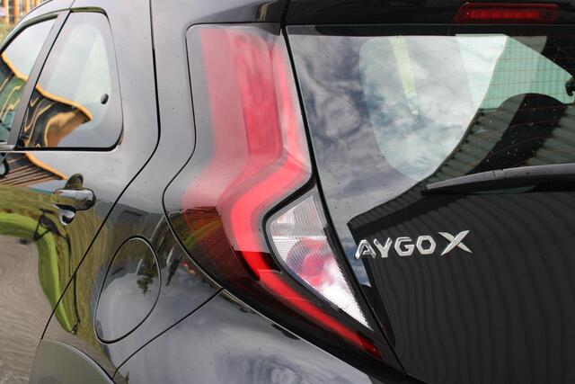 Toyota AYGO X 1.0 VVT-i MT Play | Incl. 12 maanden garantie | Adaptieve cruise control | Apple carplay/Android auto | Lane assist | Airco | Parkeercamera |
