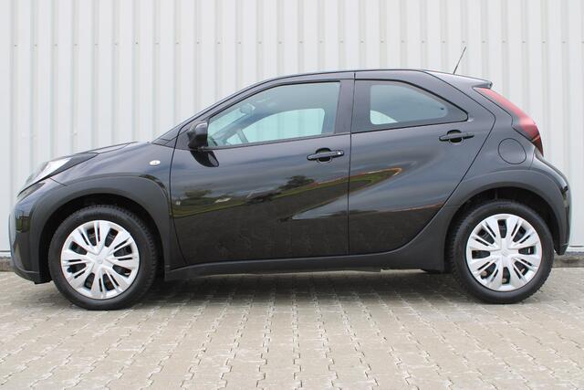 Toyota AYGO X 1.0 VVT-i MT Play | Incl. 12 maanden garantie | Adaptieve cruise control | Apple carplay/Android auto | Lane assist | Airco | Parkeercamera |