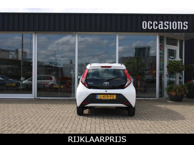 Toyota AYGO 1.0 VVT-i x-fun