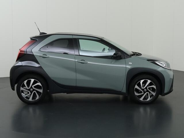 Toyota AYGO X 1.0 VVT-i MT Pulse | Achteruitrijcamera | Climate Control | Lichtmetalen velgen | Adaptieve Cruise Control |