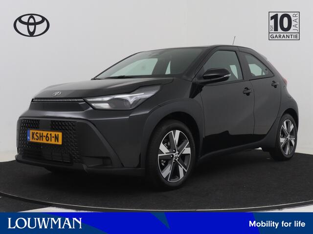 Toyota AYGO X Hybrid 115 play