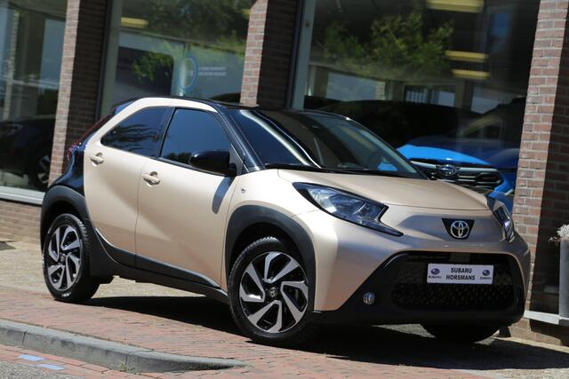 Toyota AYGO X 1.0 VVT-i MT Pulse Bi-Tone Navi Camera ACC