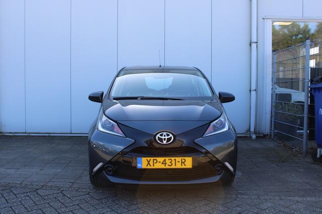 Toyota AYGO 1.0 VVT-i x-play Automaat