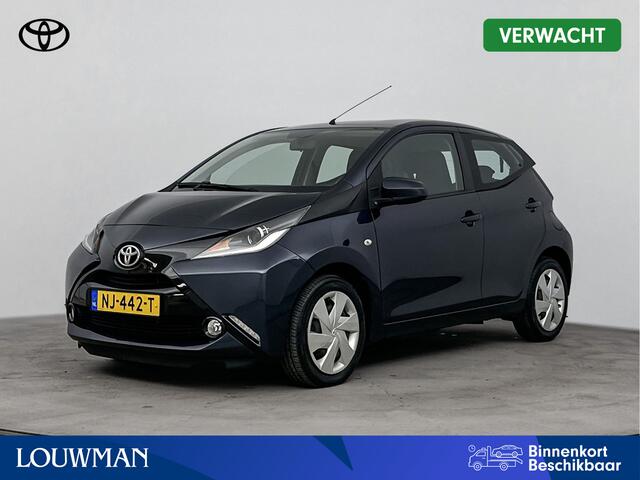 Toyota AYGO 1.0 VVT-i x-play | Parkeercamera | Airco | Metallic Lak |