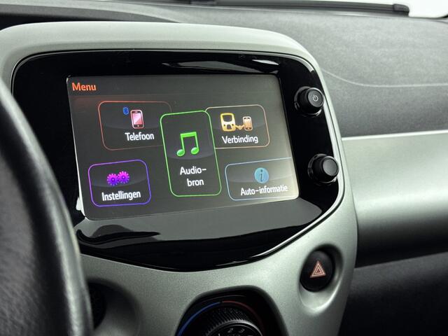 Toyota AYGO 1.0 VVT-i x-play | Parkeercamera | Airco | Metallic Lak |
