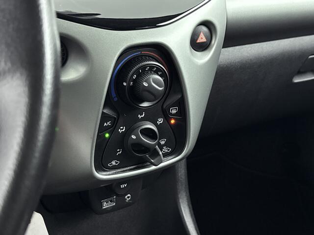 Toyota AYGO 1.0 VVT-i x-play | Parkeercamera | Airco | Metallic Lak |