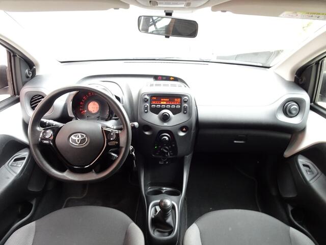 Toyota AYGO 1.0 VVT-i X-Fun 5-deurs Airco/Historie/APK 08-2027