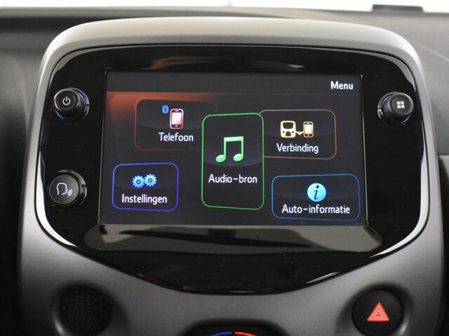 Toyota AYGO 1.0 VVT-i x-play limited | Carplay | Trekhaak | Camera