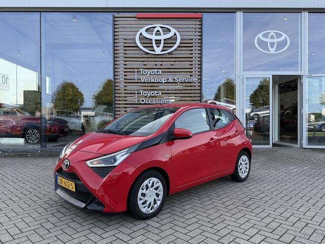 Toyota AYGO 1.0 VVT-i x-play limited 5-deurs 72pk | Airco | Achteruitrijcamera | Apple Carplay/Android Auto |