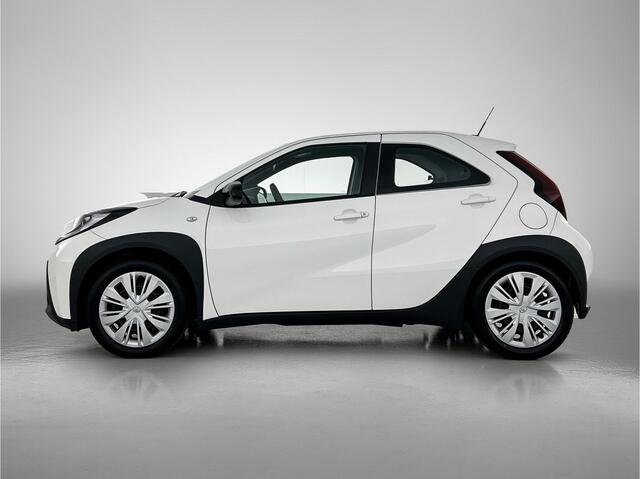 Toyota AYGO X 1.0 VVT-i MT Play | Achteruit rij camera | Navigatie via smartphone | Airco