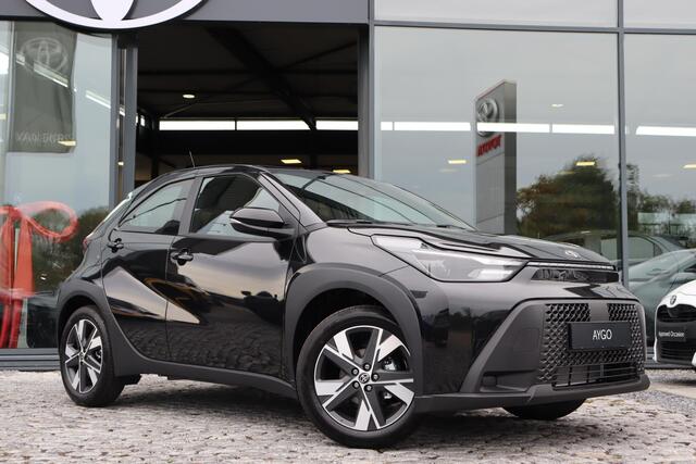 Toyota AYGO X Hybrid 115 play Go Pack, LM velgen Nieuw en DIRECT leverbaar met €1.750 inruilvoordeel!!