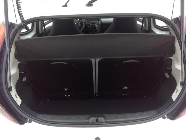 Toyota AYGO 1.0 VVT-i x-play, 1e eig! Camera! Carplay! VERWACHT!