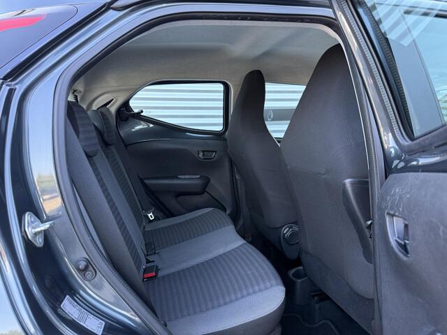 Toyota AYGO 1.0 VVT-i x-play Camera|Airco|Cruise|Elek ramen|N.A.P|APK tot 04-2027