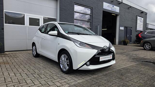 Toyota AYGO 1.0 VVT-i x-play | AIRCO | Android/CarPlay | LED | CAMERA | DEALER ONDERHOUDEN