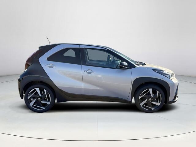 Toyota AYGO X Hybrid 115 envy