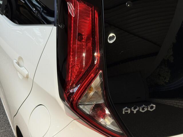 Toyota AYGO 1.0 VVT-i x-joy