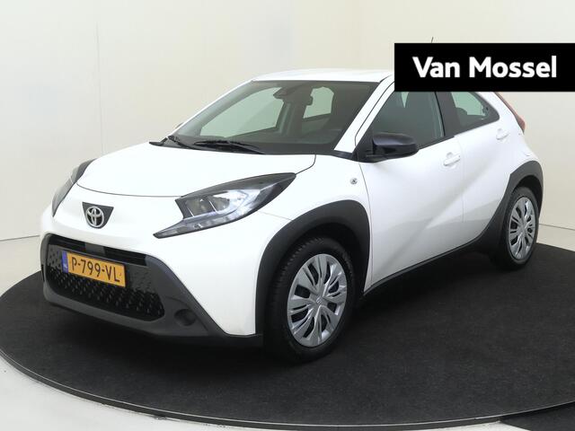 Toyota AYGO X 1.0 VVT-i 72 PK MT Play Mediascherm | Camera | Airco | Bluetooth | Lichtsensor | Apple Carplay/Android Auto