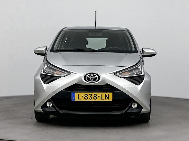 Toyota AYGO 1.0 VVT-i x-otic | Automaat | Multimedia Scherm | Airconditioning | Apple CarPlay & Android Auto