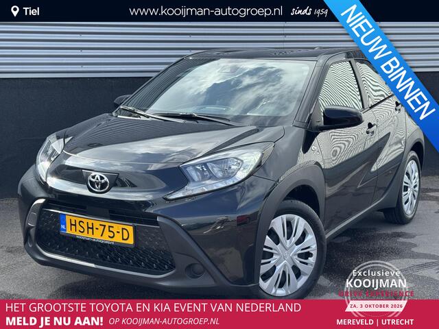 Toyota AYGO X 1.0 VVT-i MT Play Apple Carplay en/of Android auto navigatie, Achteruitrijcamera, Adaptieve cruise control, 1e eign. Nieuw geleverd, NL-auto