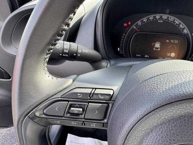 Toyota AYGO X 1.0 VVT-i MT Play Apple Carplay en/of Android auto navigatie, Achteruitrijcamera, Adaptieve cruise control, 1e eign. Nieuw geleverd, NL-auto