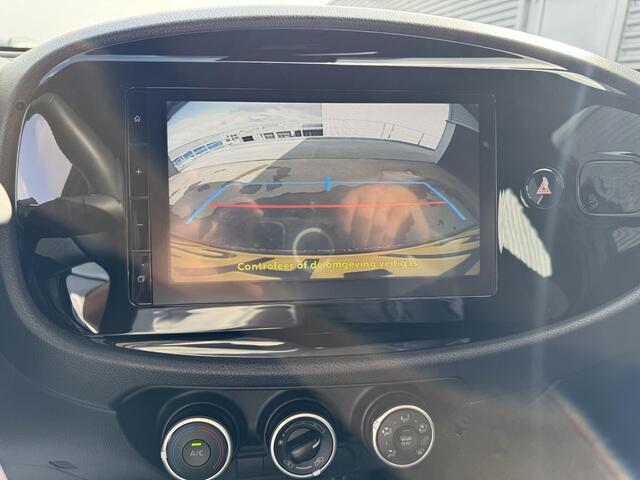 Toyota AYGO X 1.0 VVT-i MT Play Apple Carplay en/of Android auto navigatie, Achteruitrijcamera, Adaptieve cruise control, 1e eign. Nieuw geleverd, NL-auto