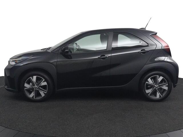 Toyota AYGO X Hybrid 115 play | Go Pack | Nieuwe Auto | Uit Voorraad Leverbaar | €1500 Korting |