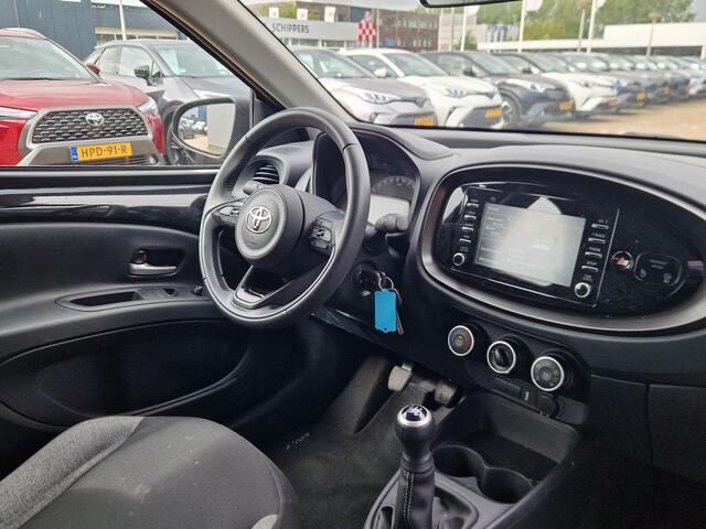 Toyota AYGO X 1.0 VVT-i MT Play