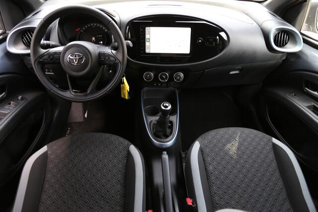 Toyota AYGO X 1.0 VVT-i MT Pulse Navi Carplay Camera ACC