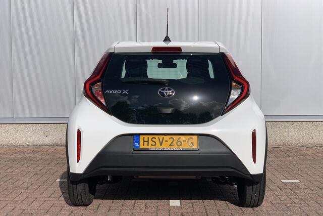 Toyota AYGO X 1.0 VVT-i MT Play / Camera / Apple Carplay & Android Auto / DAB /