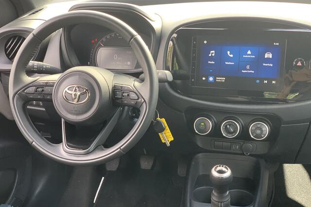 Toyota AYGO X 1.0 VVT-i MT Play / Camera / Apple Carplay & Android Auto / DAB /