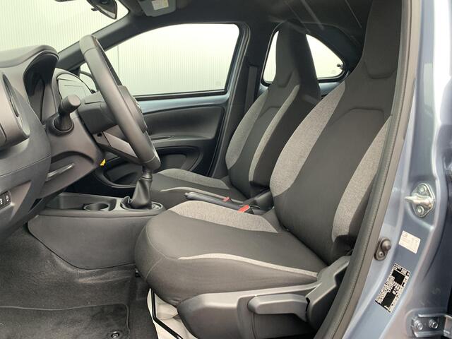 Toyota AYGO X 1.0 VVT-i MT Play