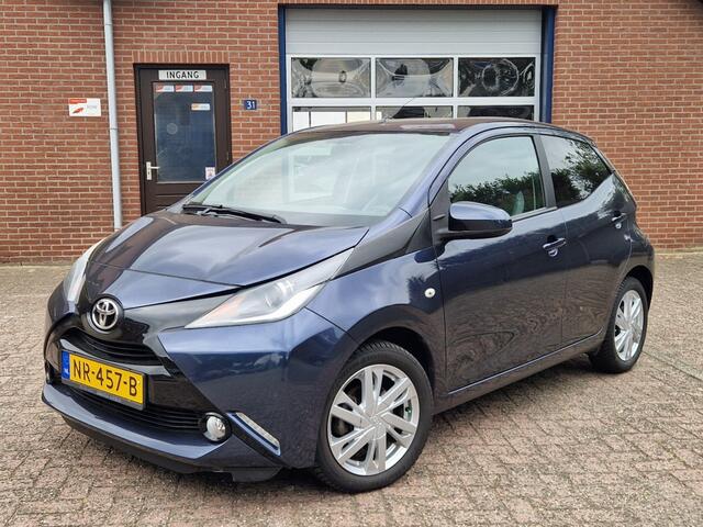 Toyota AYGO 1.0 VVT-i x-sport 5-Drs Airco Navi NL-auto / 1e-Eig. Camera L.m.v. Dealer OH
