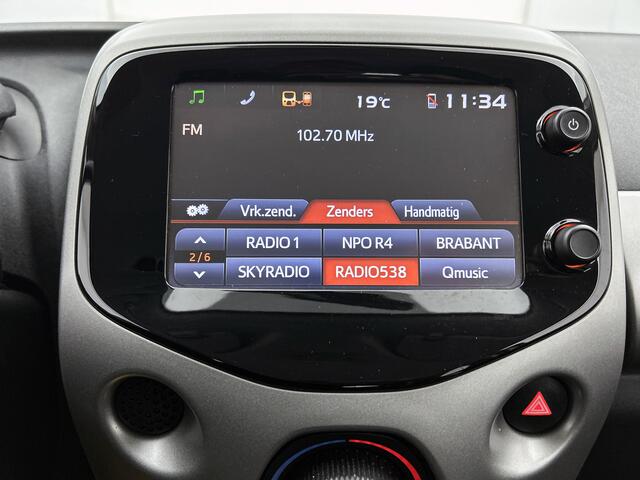 Toyota AYGO 1.0 VVT-i x-play | NL dealeronderhouden |
