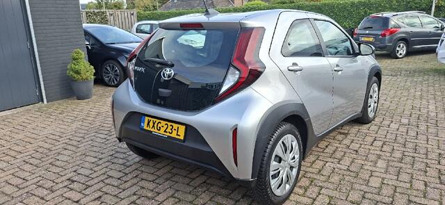 Toyota AYGO X 1.0 VVT-i S-CVT Play + AUTOMAAT Appel-carplay