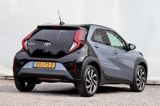 Toyota AYGO 1.0 VVT-i MT Pulse - 72 pk **Bi-tone / Camera / Carplay