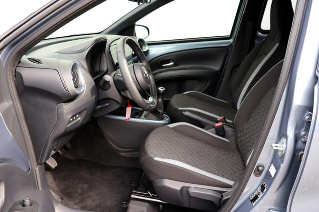 Toyota AYGO 1.0 VVT-i MT Pulse - 72 pk **Bi-tone / Camera / Carplay