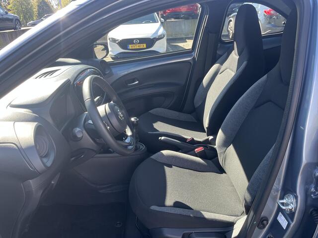 Toyota AYGO X 1.0 VVT-i MT Play | Airco | Apple CarPlay / Android Auto |