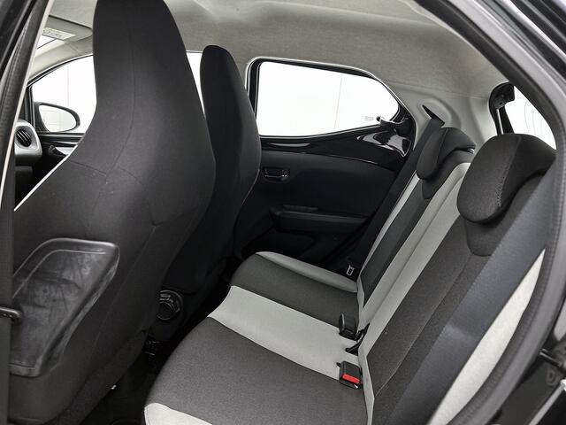 Toyota AYGO 1.0 VVT-i X-Play | Airco | Parkeercamera |