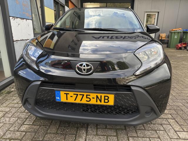 Toyota AYGO X 1.0 VVT-i MT Play