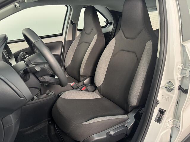 Toyota AYGO X 1.0 VVT-i MT Play | All Seasons | CarPlay | Achteruitrijcamera |