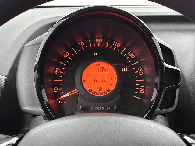 Toyota AYGO 1.0 VVT-i x-fun | BTW voertuig | Dealer onderhouden | Airco | Bluetooth | Elektrische Ramen voor |