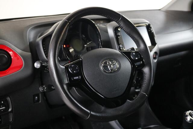 Toyota AYGO 1.0 VVT-i x-play Airco | Cruise | Carplay | Camera | Bluetooth.