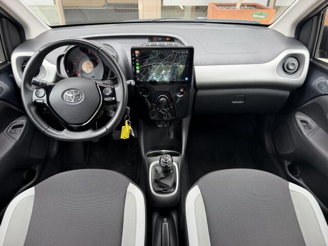 Toyota AYGO 1.0 VVT-i x-play | Android auto & Apple carplay | Navigatie | Airco |