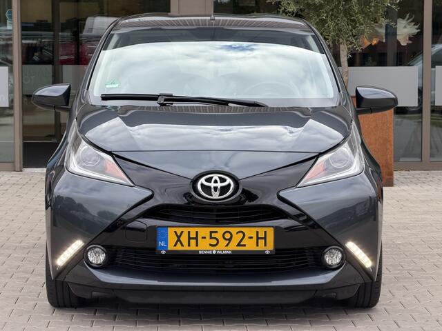 Toyota AYGO 1.0 VVT-i x-play | Android auto & Apple carplay | Navigatie | Airco |