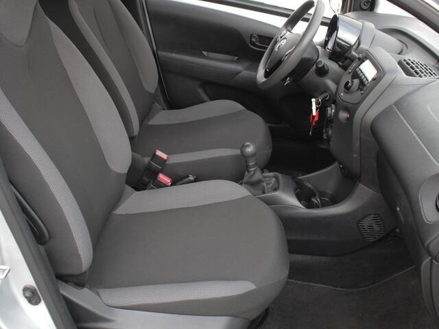 Toyota AYGO 1.0 VVT-i x-fun | Airco | Lm-Velgen